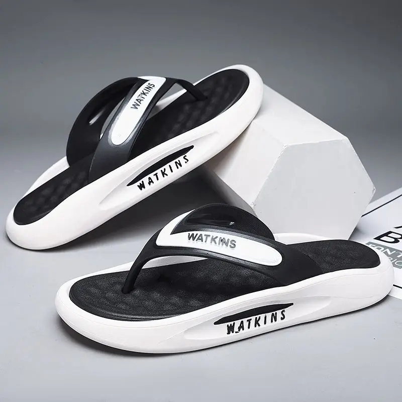 Men's Summer Flip-Flops for Outdoor Wear, Non-Slip, Odor-Resistant, Comfortable Thick-Soled Beach Sandals, Fashionable Couple's Cool Slippers