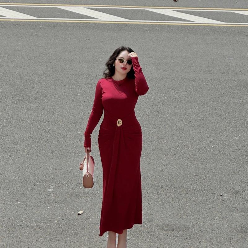 ĐẦM THIẾT KẾ TAY DÀI DÁNG DÀI KHOEN ĐIỂM NHẤN EO BIGSIZE Nữ 5