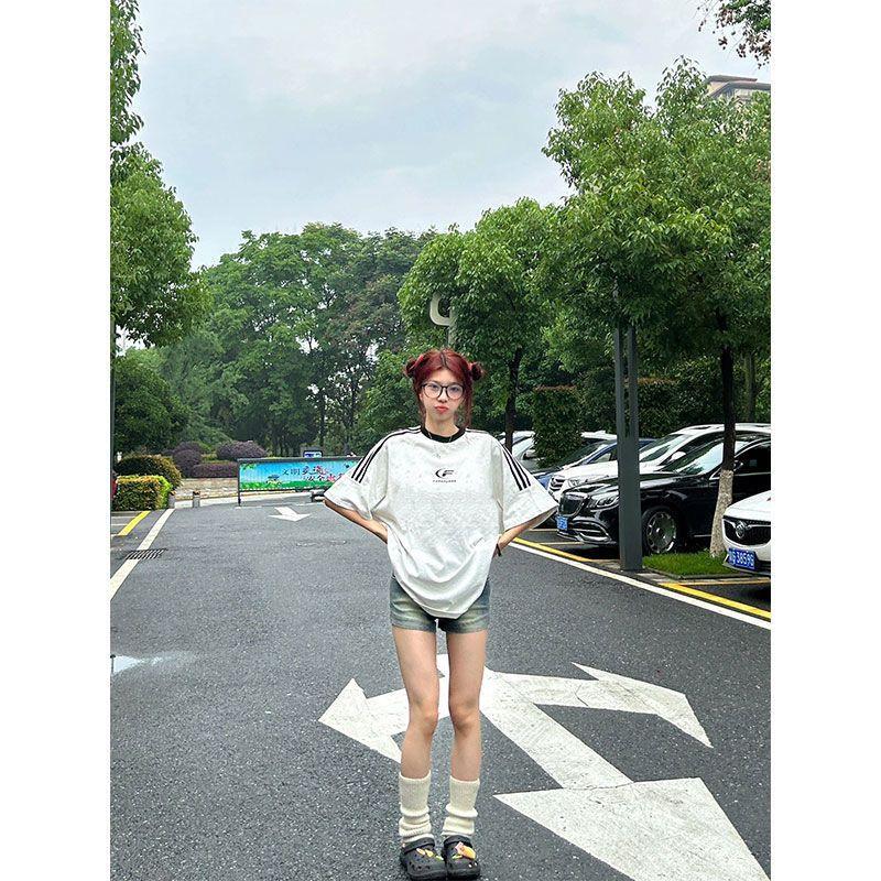 Áo Thun Sọc Raglan Cổ Điển Phong Cách Mỹ ngắn Tay, Dáng Rộng Vừa Vặn, Thương Hiệu Thời Trang Ins Mùa Hè Của Phụ Nữ, Áo Tay Lửng Cặp Đôi Đường Phố Cao Cấp, Áo Sọc, Cho Nữ Women Top Cổ Tròn Lưng Cao 4