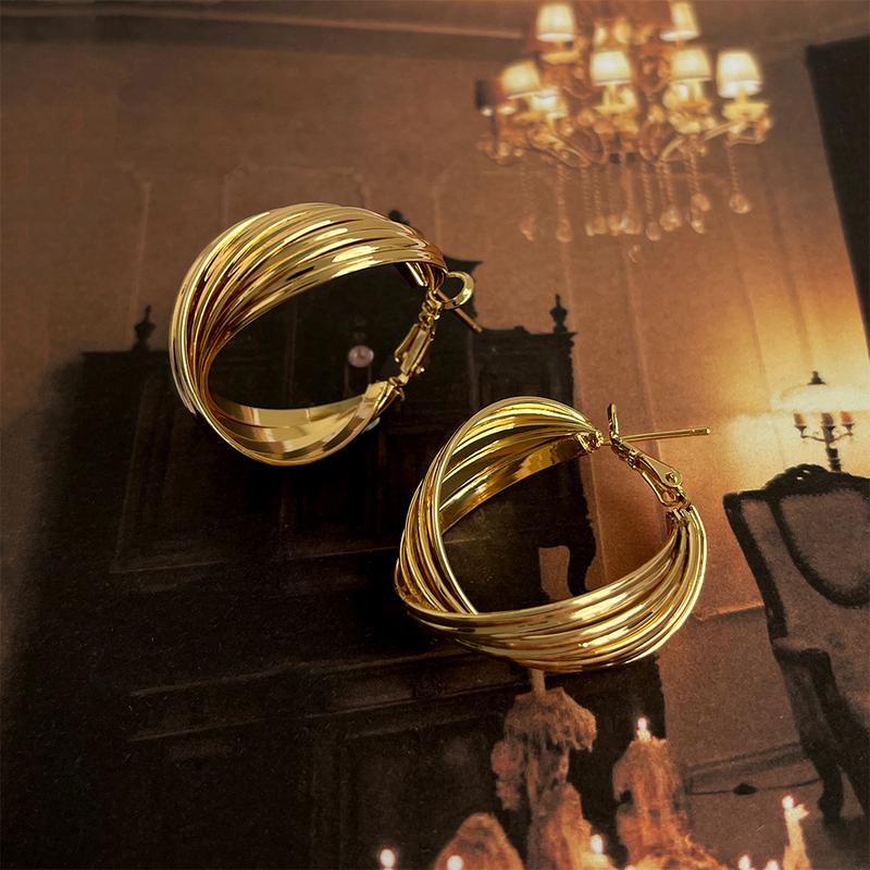 Product Introduction of Vintage Light Mid-Ancient Exaggerated Western Style Earrings Metal Geometry Earclip Earrings High-Grade Face-Showing Small Earrings 5