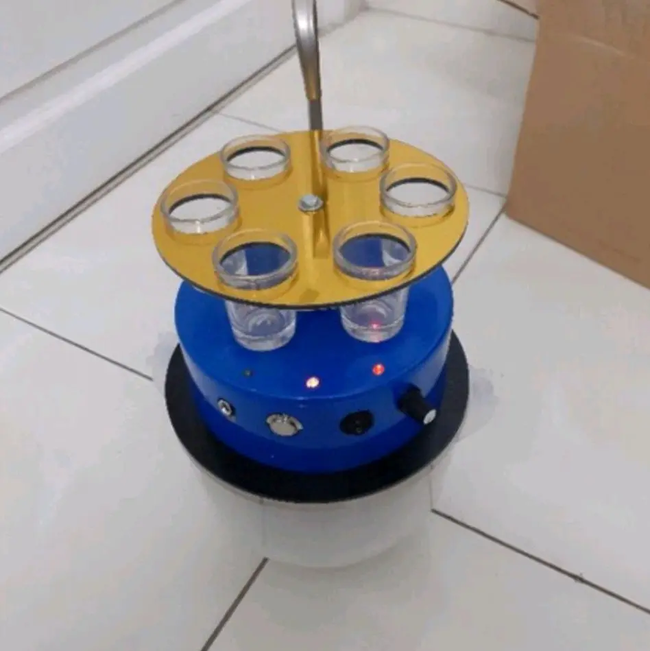 máy rót rươu 6 ly,khay ướp lạnh