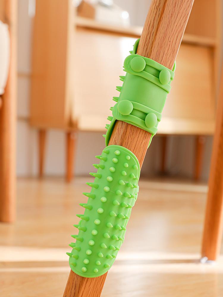 Product Introduction of Multifunctional Cat Scratching Tool Pet Scratching Tool Silicone Cat Toy Scratching Corner Table Strap Toys Cats Pet Toy 22