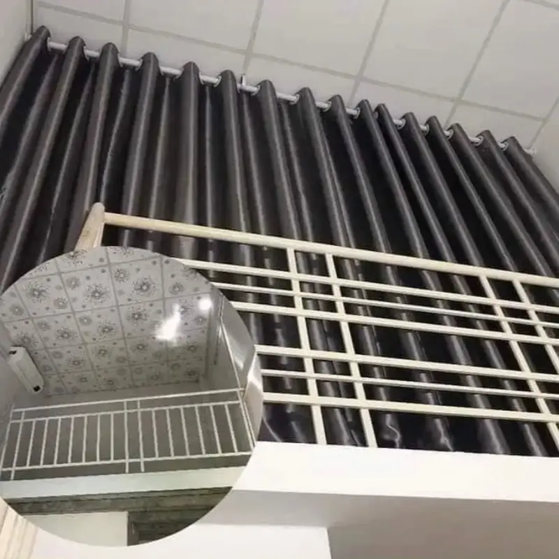 Rèm gác lửng cản nắng, cản nhiệt, cản gió điều hoà Tre Việt rem  ngan 1