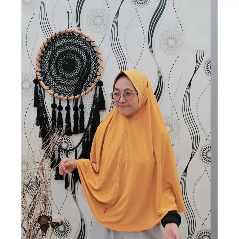 Jilbab Sorong Jersey Pet Antem busa tipis Rasyiqul/Wilda Uk XL 1