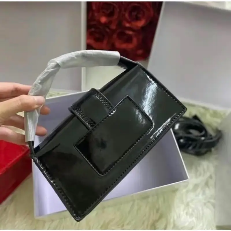 Túi sách J cầm tay đeo chéo dang chảnh size 20 3