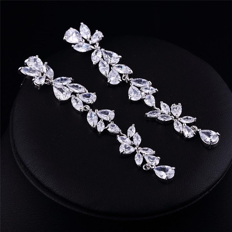 Product Introduction of Bông Tai Tua Rua, Rakol, Phong Cách Châu Âu Và Mỹ, Lớp Hoàn Thiện Sang Trọng Lối Vào, Bông Tai Dài, Dành Cho Nữ, Dát Zircon 3A, Bông Tai Dễ Phối Đồ Thích Hợp Cho Cô Dâu 44
