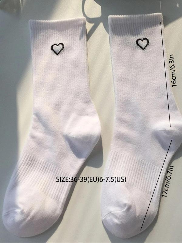 Women's 3 Pairs Heart Print Crew Socks, Casual Moisture Wicking Mid Calf Socks, Soft Comfy Breathable Hosiery for All Seasons Daily Wear 5