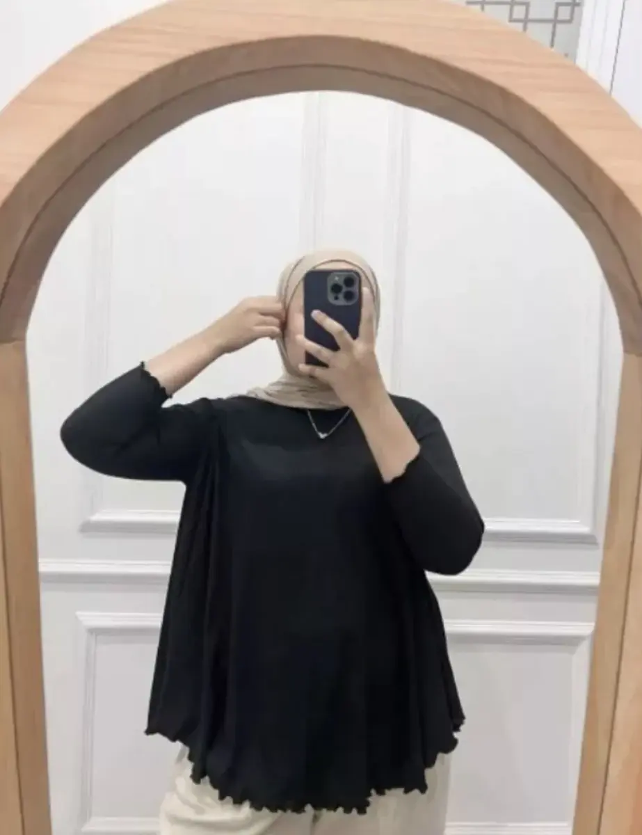 Ratna Fashion - Agatha Blouse Rib Knit Lengan Panjang Kriwil