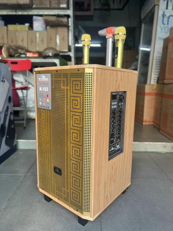 (Siêu Phẩm 2024) Loa kéo Kiomic cao cấp K123  bass 30 âm thanh khủng chỉnh Bass, Treble, Delay Củ Loa Nghe Nhạc Kem