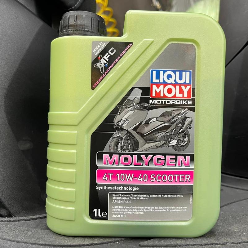 Nhớt Liqui Molygen Scooter 10w4 là nhớt tổng hợp dành cho xe tay ga (950031)