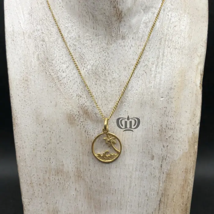 Dewi Souvenir Silver |  Kalung Liontin Suasana Pantai Gold Plated