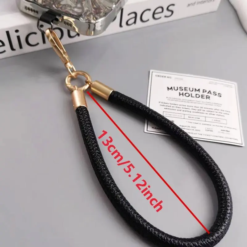 Fashionable Phone Lanyard, PU Leather Phone Strap with Universal Clip, Mobile Phone Bracelet, Anti-lost Phone Charm for Women & Men 1