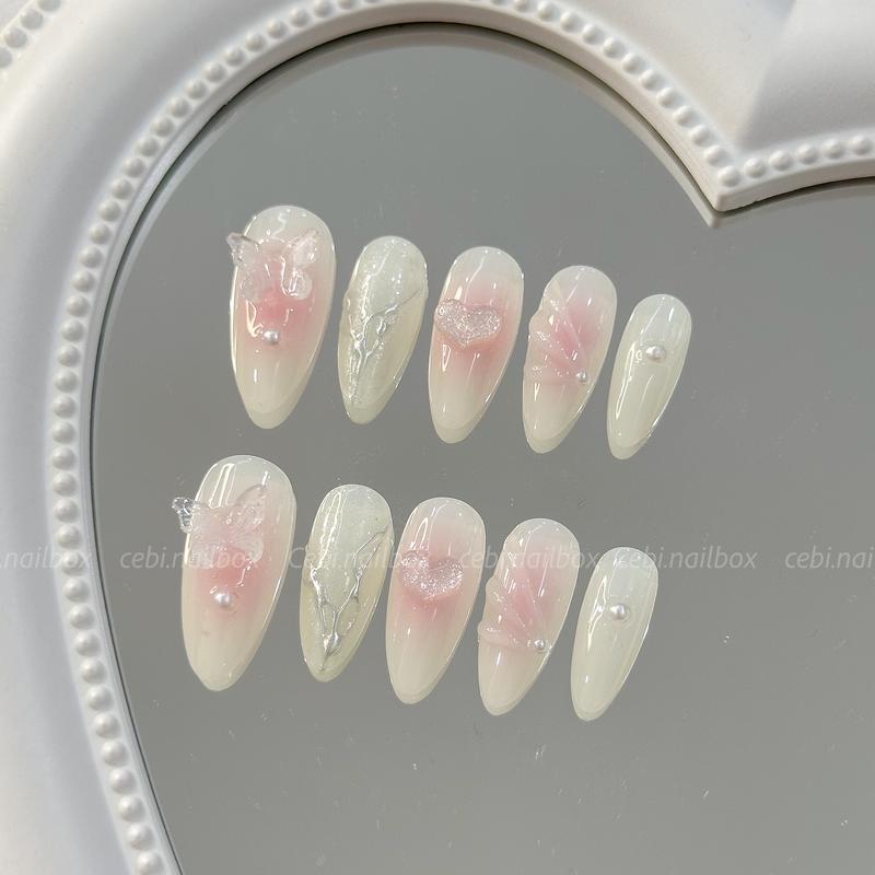  Móng úp thiết kế C951  màu hồng ombre trắng ngọc trai vẽ nổi tráng gương trái tim mắt mèo 