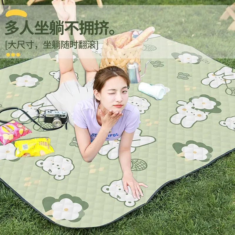 Outdoor Picnic Mat Moisture-Proof Mat Thickened Waterproof Insulated Camping Mat Foldable Machine Washable Ins Style Beach Mat