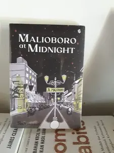 buku novel malioboro at midnight