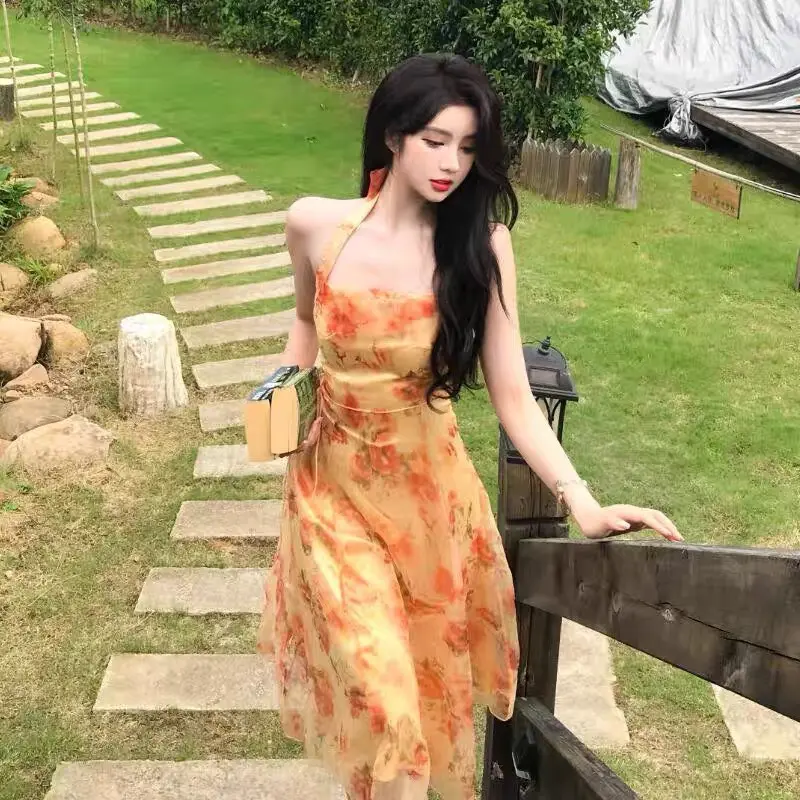 Đầm đi biển maxi voan công chúa cổ yếm màu cam hở lưng sexy/Váy xoè hoa nhí vintage retro kiểu Pháp công chúa dài