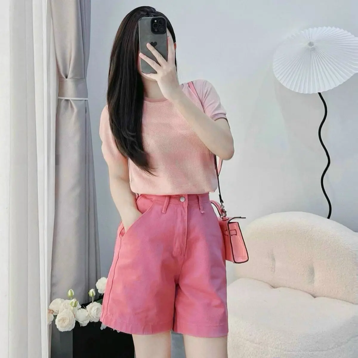 Set pink bộ áo thun cotton mix quần đùi kaki có túi Nữ