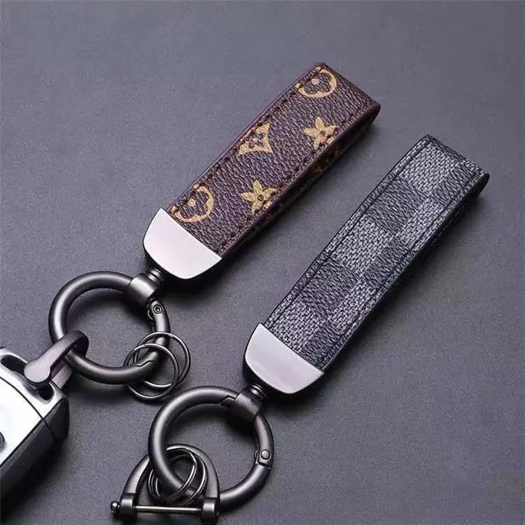 1 Pcs Fashion Brand Presbyterian Leather Car Key Chain Men's Key Chain Car Waist Hanging Horseshoe Buckle Strong Wear