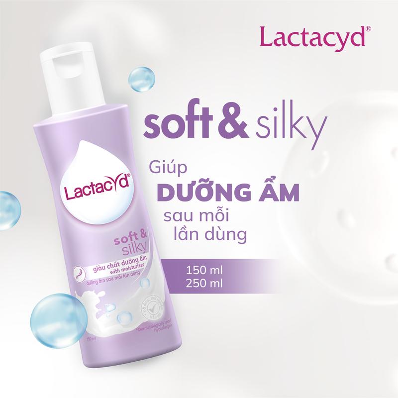 Dung Dịch Vệ Sinh Phụ nữ Lactacyd Soft & Silky Dưỡng Ẩm 250ml Women Cấp Ẩm 2