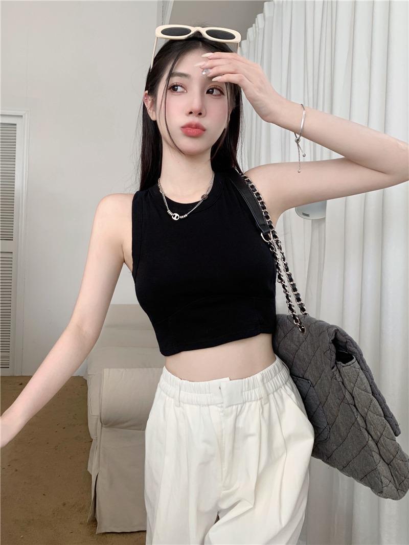 Product Introduction of Áo Ba lỗ Nữ Áo Croptop Cotton Mềm Mịn Kèm Mút Đệm Ngực Dáng Ngắn Siêu Hot Hàng QC Loại 1 Màu Đen, 5 Màu Kem Đệm Lót Women Thun áo croptop cóáotrong 9