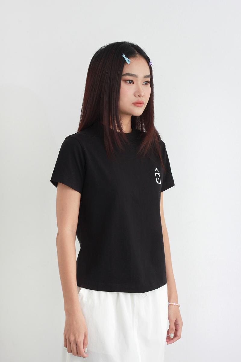 Product Introduction of OLALASTUDIO Áo thun Baby Tee White/Black in họa tiết chữ 4