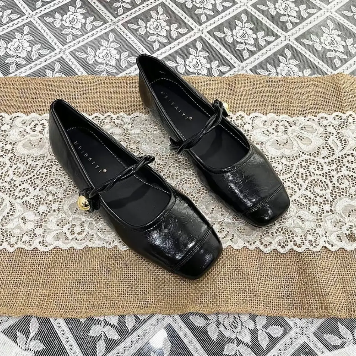 Giày nữ,bệt rành cho nữ S.a.l.e, có quai ngang qua chân, chất liệu da mềm êm - DéP, Shoes Nhung Đế Bằng