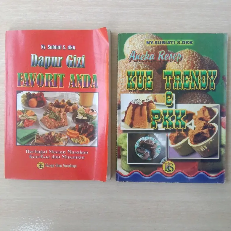 Buku Aneka Resep Kue trendy dan PKK Dapur Gizi Favorit recipes