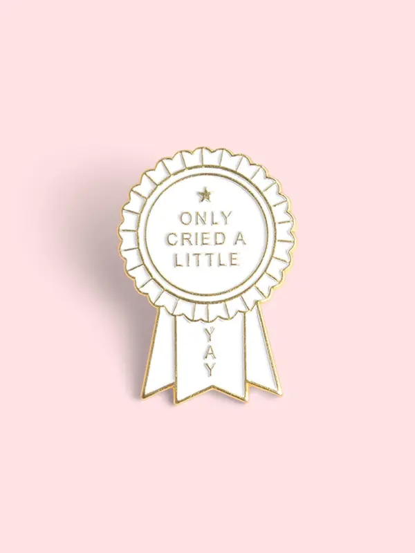 Trendy Cute Letter "only Cried a Little" Design Geometric Pin Brooch, Elegant Fashion Alloy Badge for Daily Vacation Holiday Party Decor, Kawaii Accessories As Gift 4