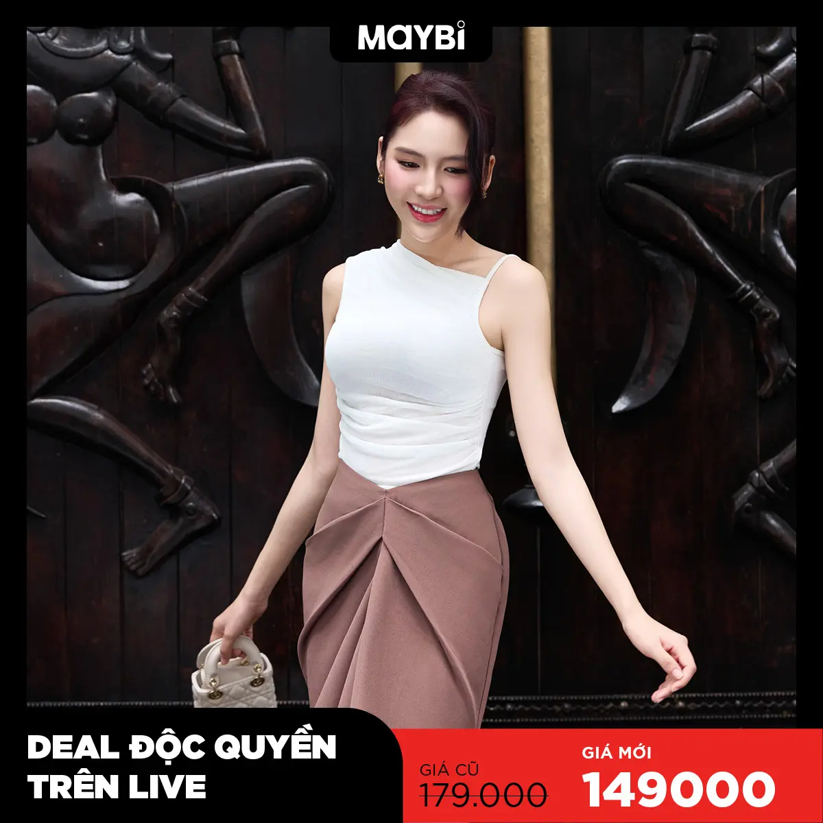 Áo ôm thun ướt nhún kiểu Maybi Top Nữ Women Trắng Sò