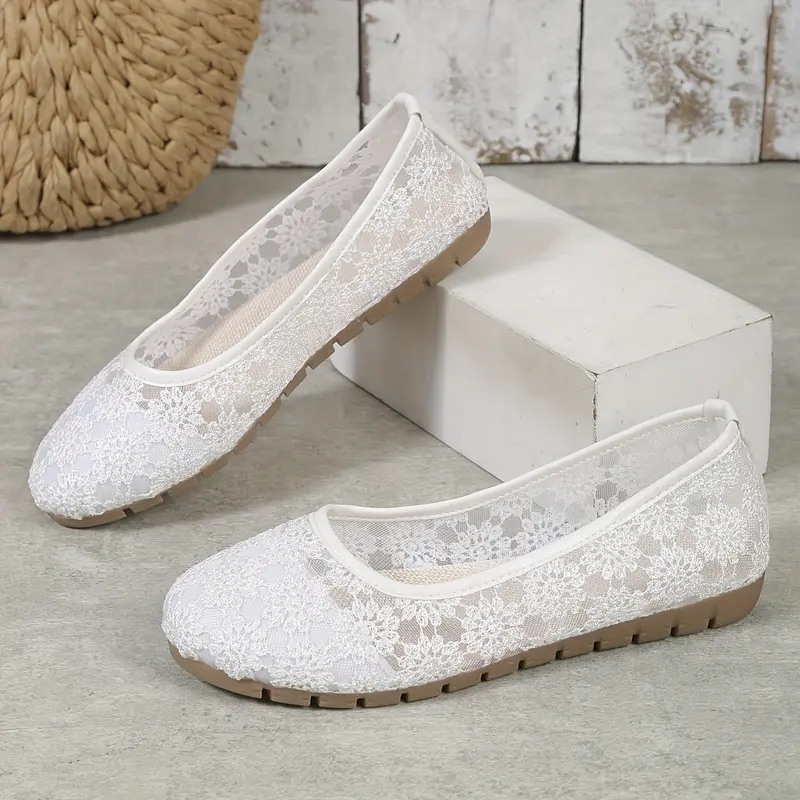 Womens Floral Lace Ballet Flats - Effortless Slip-On, Ultra-Soft Sole, Airy & Comfy - Chic Shallow Mouth Shoes for Breathable All-Day Wear 1