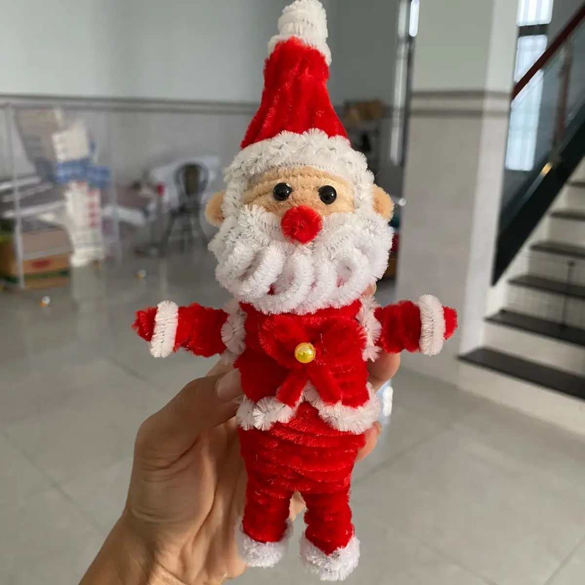 Ông già Noel kẽm nhung cho lễ giáng sinh ngập tràn niềm vui