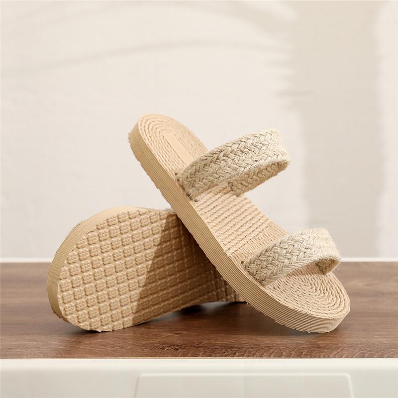 Product Introduction of Ethnic Style Imitation Straw Travel Imitation Hemp Bottom Women's Sandals Korean Fashion Outdoor Slippers Fashion Beach Girl Slippers 2