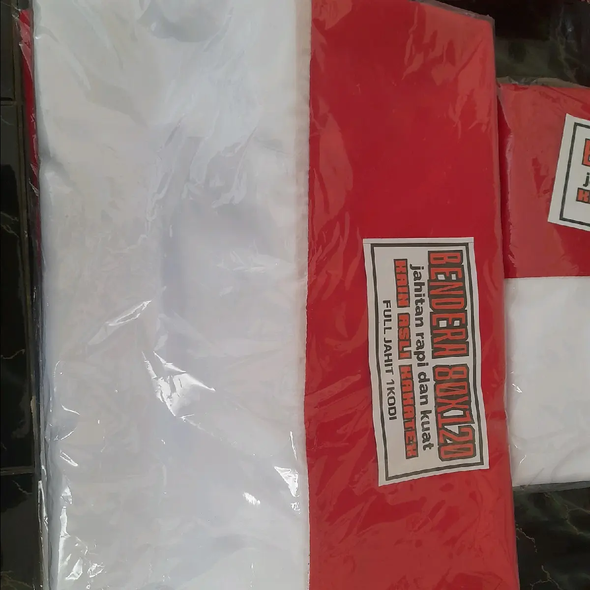bendera merah putih rumah