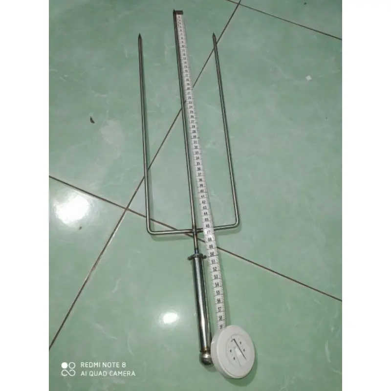 xiên nướng gà vịt xiên 3 chãng dùng cho máy nướng thịt và dùng tay 1