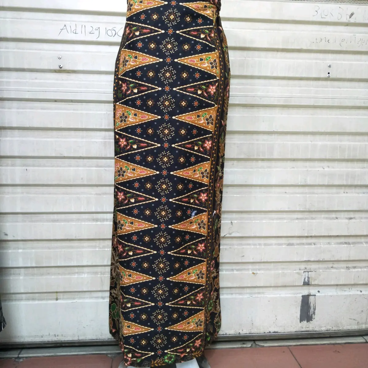 ROK TUMPAL PUCUK REBUNG BAWAHAN KEBAYA Katun Motif