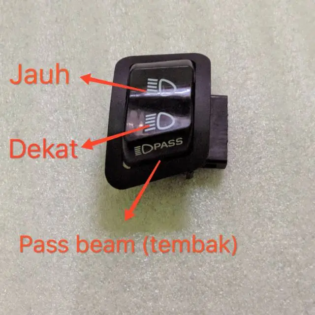 ORIGINAL SAKLAR PASS BEAM 4 PIN VARIO LED OLD BEAT FI TOMBOL PASS BEAM MOTOR HONDA SAKLAR 7