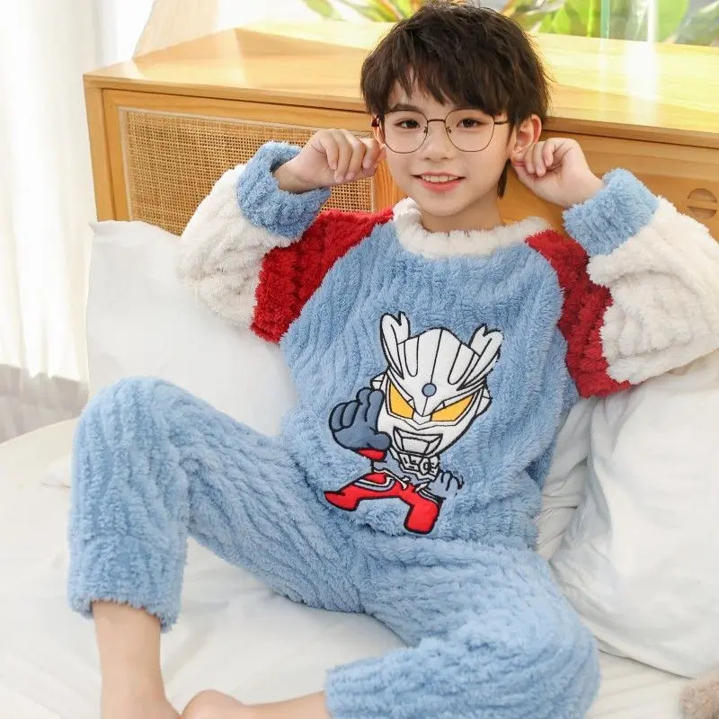 Đồ Ngủ Bé Trai, Chất Liệu Lông Cừu San Hô, Dày Dặn Cho Mùa Thu Và Mùa Đông, Thiết Kế Hoạt Hình Cho Trẻ Em, Chất Liệu vải nỉ Cho Bé, Thích Hợp Cho Trẻ Em Và Thanh Thiếu Niên, Bộ Đồ Mặc Ở Nhà Cho Phụ Nữ