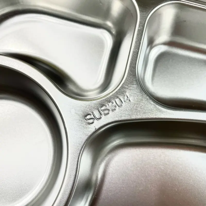 Khay cơm 4 ngăn Inox 304 cao cấp KT 26x18x4cm cho trẻ em 2