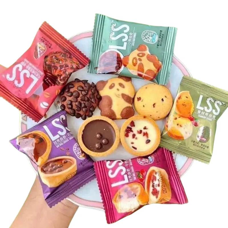 ￼Bánh Quy Bơ Sữa LSS Mix Vị TÚI LỚN 1KG - Bánh Quy LSS Socola Sữa Chua  Việt Quất Thơm Ngon - Bánh Qui Ruvask Snack Food Thức Ăn Ăn Vặt 0