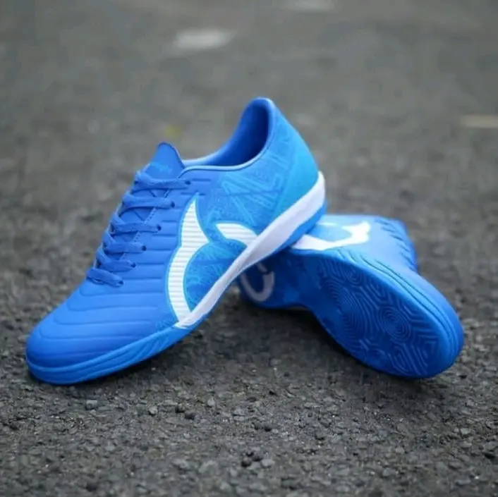 sepatu futsal Ortus catalyist biru