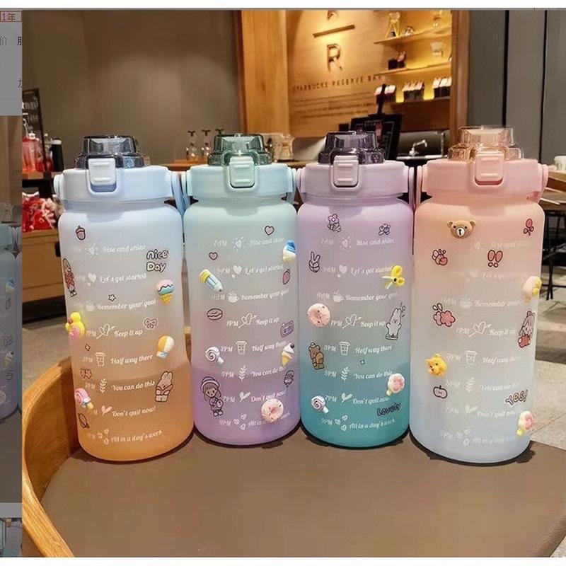 Bình nước 2 lít, bình đựng nước giá rẻ có vạch chia nhắc giờ dành cho người lười uống nước