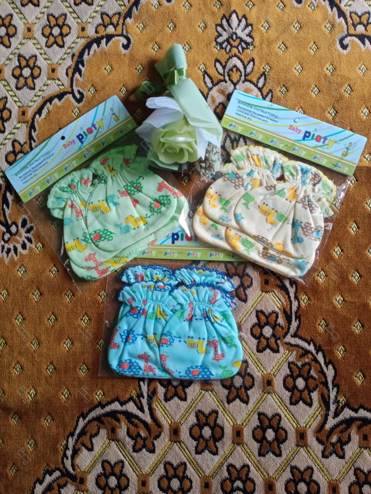 Eceran Sarung Tangan dan Sarung Kaki Bayi Newborn Motif/ Pelindung Tangan dan Kaos Kaki Bayi Baru Lahir Motif/ Sarung Tangan dan Sarung Kaki Bayi Karakter