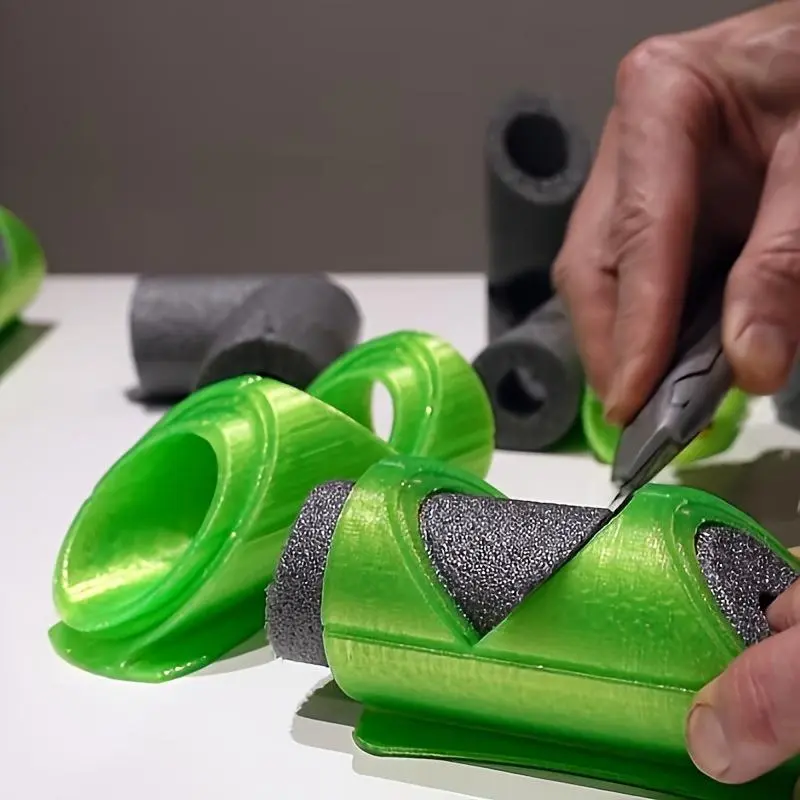 Professional Pipe Cutter Set, Portable Plumbing Cutting Tool for Easy Water Pipe Trimming & Insulation, Durable Plastic Construction Tool