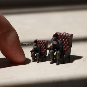 Mô Hình Tượng Nhỏ Đồ Chơi Vua, Tỷ Lệ 1 / 64, 1 / 87 Và 1 / 43, Sofa Resin Người Đàn Ông Và Nakai Kai, Bộ Sưu Tập Tiểu Cảnh Đúc Khuôn, Thích Hợp Cho Các Mô Hình Tượng Nhỏ