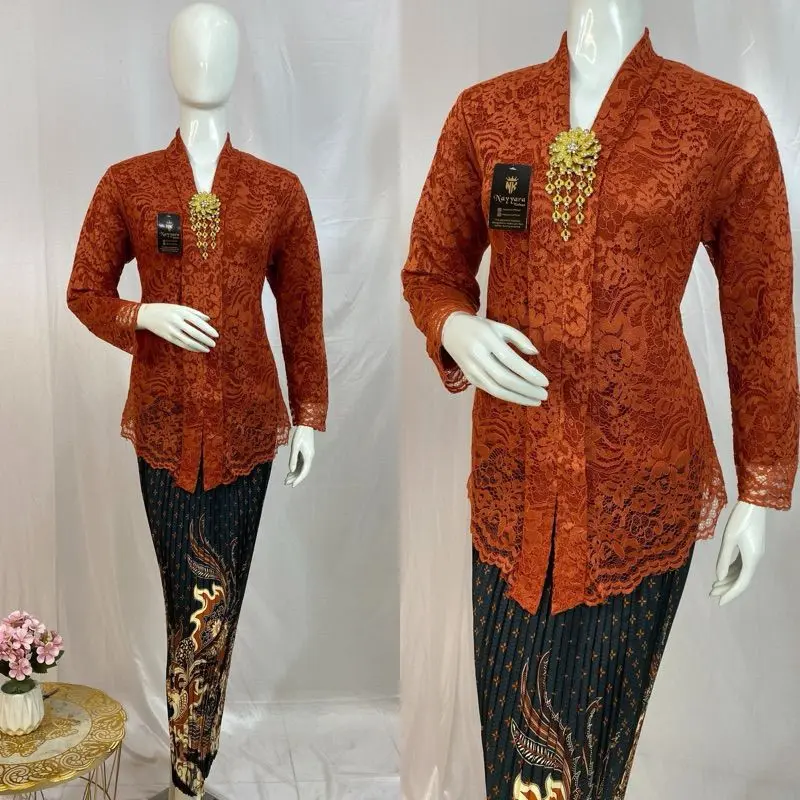 Set Kebaya Jumbo XXXL Ld 120cm Atasan Kebaya Brokat Floy Kartini Lengan Panjang Mix Rok Batik 1