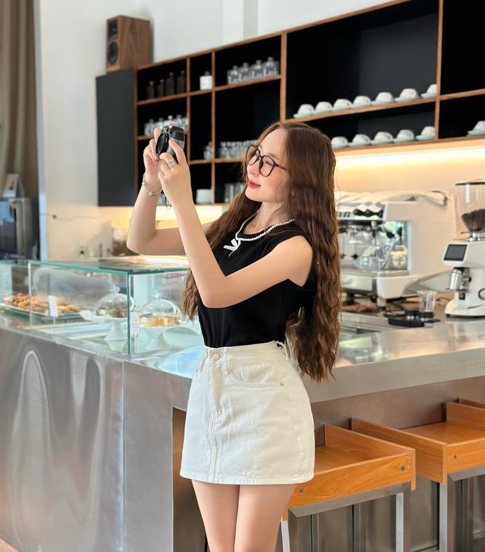 Chân váy jeans GJEANS size S đến 4XL lưng cao có lót quần trong theo màu chất vải mềm mịn không giãn màu trắng có bigsize Nữ Women CHANVAYTRANG08 chanvay  bo