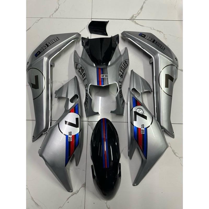 ￼Bộ nhựa 8 món kèm theo phân loại tem dán xe điện Xmen (nhựa dẻo loại 1) Nhãn Dán  Decal