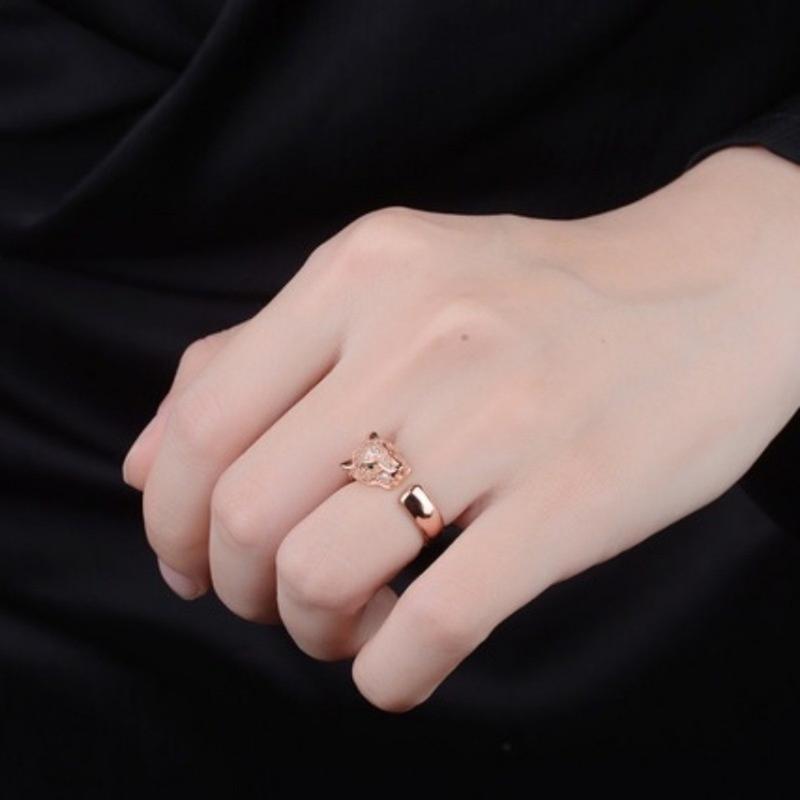 Product Introduction of (With Gra Certificate)18K Jinba Leopard Head Ring Luxury Moissanite White Diamond Ring S925 Silver Accessories Couple Ring 21