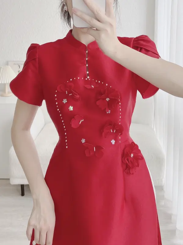 Áo dài Ái Phương tafta họa tiết thêu hoa thủ công 7