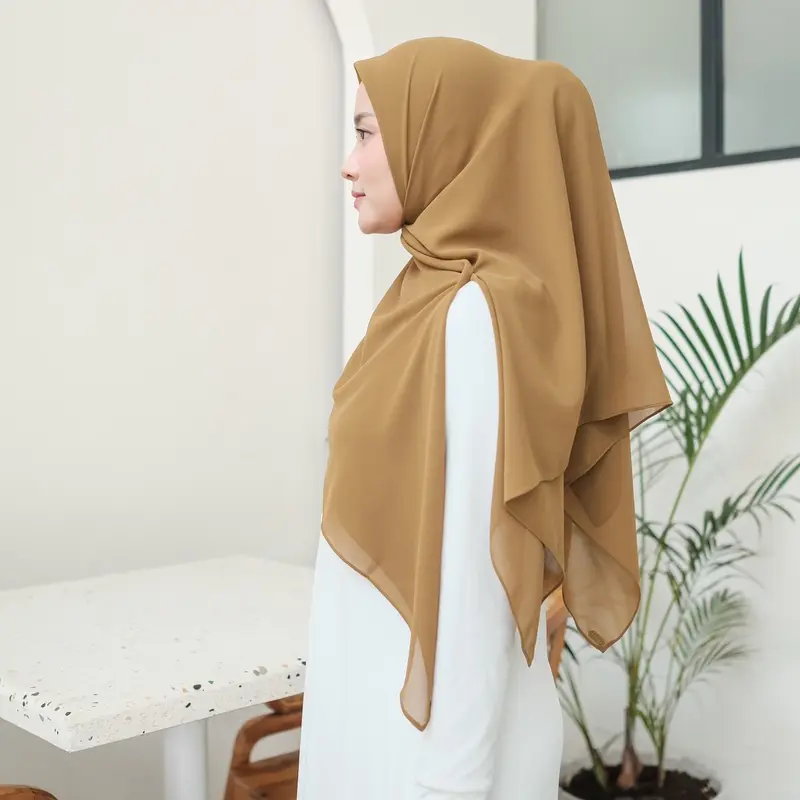 Kamila Hijab Persegi Empat ukuran 120x120 cm Ceruty Babydoll Wanita Muslim 4